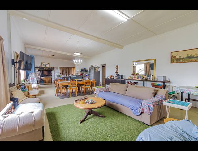 3 BEDROOM HOUSE FOR SALE IN HOOIKRAAL